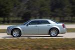 Chrysler 300C 2005 года